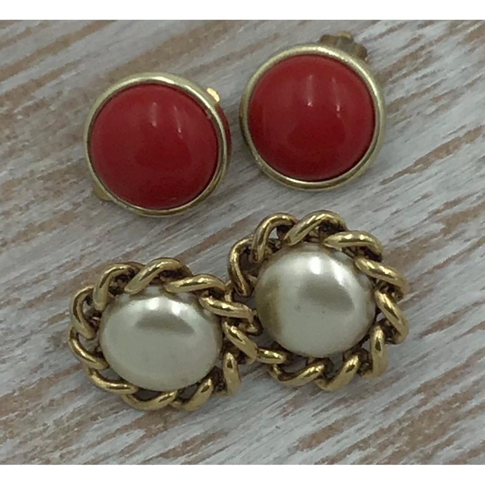 Vintage Clip On Earrings Bundle Red Cabochon Gold Tone‎ Faux Pearl Rope Border - Picture 3 of 9